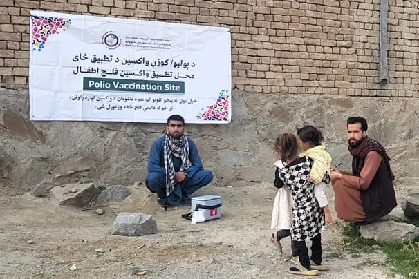 One Volunteer, Two Drops, Thousands of Protected Children